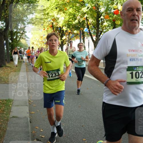 07.09.2025 - BARMER Alsterlauf Yannick Fuchs http://msf.ph/oto/8798171 07.09.2025 11:46:02 Laufen 1233, 846, 2927, 1028 meine-sportfotos.de