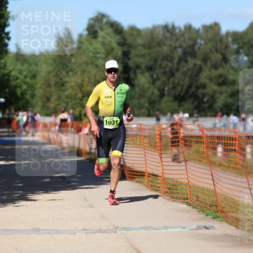07.09.2025 - 19. Norderstedt Triathlon Michael Strokosch http://msf.ph/oto/8798173 07.09.2025 14:44:51 Laufen 1031 meine-sportfotos.de
