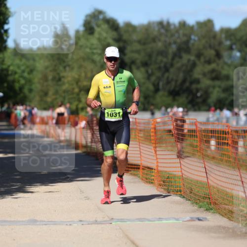 07.09.2025 - 19. Norderstedt Triathlon Michael Strokosch http://msf.ph/oto/8798186 07.09.2025 14:44:51 Laufen 1031 meine-sportfotos.de