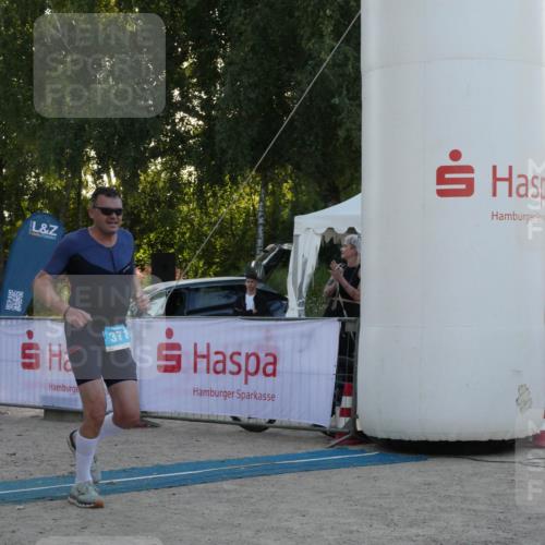 07.09.2025 - 19. Norderstedt Triathlon Zöllner http://msf.ph/oto/8798194 07.09.2025 17:48:50 Ziel 371 meine-sportfotos.de