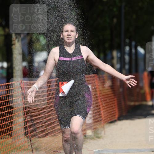 07.09.2025 - 19. Norderstedt Triathlon Michael Strokosch http://msf.ph/oto/8798218 07.09.2025 13:05:13 Laufen 307, 1360 meine-sportfotos.de