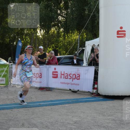 07.09.2025 - 19. Norderstedt Triathlon Zöllner http://msf.ph/oto/8798224 07.09.2025 17:49:39 Ziel 1432 meine-sportfotos.de