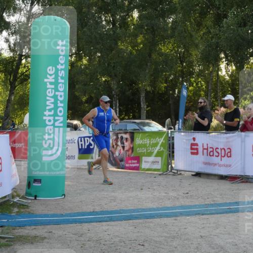 07.09.2025 - 19. Norderstedt Triathlon Zöllner http://msf.ph/oto/8798241 07.09.2025 17:49:50 Ziel 1449 meine-sportfotos.de