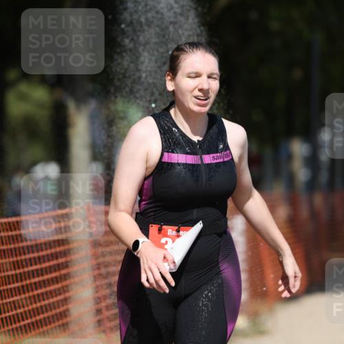 07.09.2025 - 19. Norderstedt Triathlon Michael Strokosch http://msf.ph/oto/8798260 07.09.2025 13:05:14 Laufen 307, 1360 meine-sportfotos.de