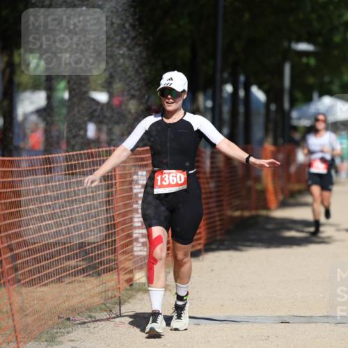 07.09.2025 - 19. Norderstedt Triathlon Michael Strokosch http://msf.ph/oto/8798288 07.09.2025 13:05:19 Laufen 737, 738, 1360 meine-sportfotos.de