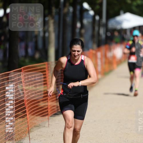 07.09.2025 - 19. Norderstedt Triathlon Michael Strokosch http://msf.ph/oto/8798312 07.09.2025 12:25:14 Laufen 299, 1367, 1380 meine-sportfotos.de