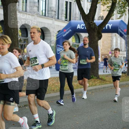 07.09.2025 - BARMER Alsterlauf Yannick Fuchs http://msf.ph/oto/8798322 07.09.2025 11:46:12 Laufen 1229, 1111, 1067, 1068, 8241 meine-sportfotos.de