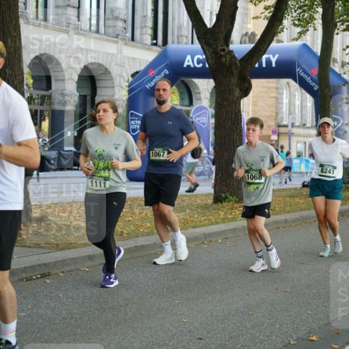 07.09.2025 - BARMER Alsterlauf Yannick Fuchs http://msf.ph/oto/8798327 07.09.2025 11:46:13 Laufen 1225, 1111, 1067, 1068, 8241, 1075, 10 meine-sportfotos.de