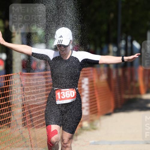 07.09.2025 - 19. Norderstedt Triathlon Michael Strokosch http://msf.ph/oto/8798332 07.09.2025 13:05:21 Laufen 737, 738, 1360 meine-sportfotos.de