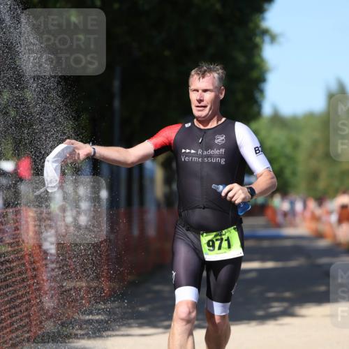 07.09.2025 - 19. Norderstedt Triathlon Michael Strokosch http://msf.ph/oto/8798348 07.09.2025 14:45:19 Laufen 971 meine-sportfotos.de