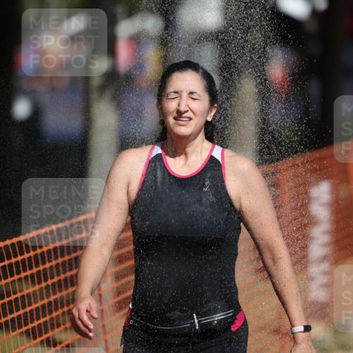 07.09.2025 - 19. Norderstedt Triathlon Michael Strokosch http://msf.ph/oto/8798353 07.09.2025 12:25:17 Laufen 299, 1367, 1380 meine-sportfotos.de