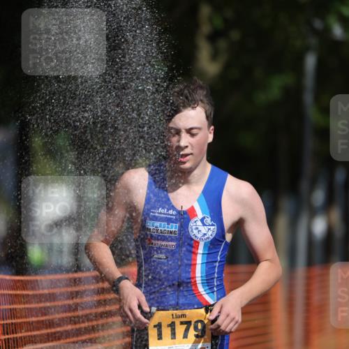 07.09.2025 - 19. Norderstedt Triathlon Michael Strokosch http://msf.ph/oto/8798411 07.09.2025 11:57:54 Laufen 300, 1179, 1211, 1219 meine-sportfotos.de