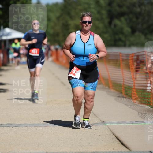 07.09.2025 - 19. Norderstedt Triathlon Michael Strokosch http://msf.ph/oto/8798421 07.09.2025 13:05:35 Laufen 742, 761 meine-sportfotos.de