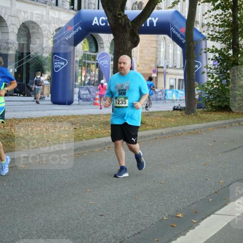 07.09.2025 - BARMER Alsterlauf Yannick Fuchs http://msf.ph/oto/8798434 07.09.2025 11:46:20 Laufen 8430, 5, 1235, 1124, 191 meine-sportfotos.de