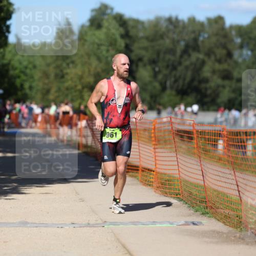 07.09.2025 - 19. Norderstedt Triathlon Michael Strokosch http://msf.ph/oto/8798452 07.09.2025 14:45:50 Laufen 961 meine-sportfotos.de