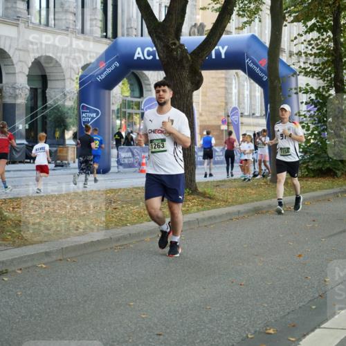 07.09.2025 - BARMER Alsterlauf Yannick Fuchs http://msf.ph/oto/8798577 07.09.2025 11:46:33 Laufen 1263, 1158, 1126, 8472, 1171 meine-sportfotos.de