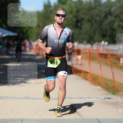 07.09.2025 - 19. Norderstedt Triathlon Michael Strokosch http://msf.ph/oto/8798580 07.09.2025 14:46:08 Laufen 392, 959, 976, 989, 991 meine-sportfotos.de