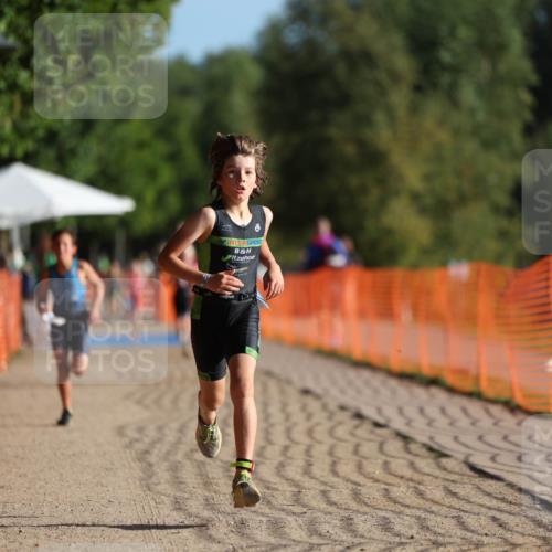 07.09.2025 - 19. Norderstedt Triathlon Michael Strokosch http://msf.ph/oto/8798583 07.09.2025 09:11:34 Laufen 1, 53 meine-sportfotos.de