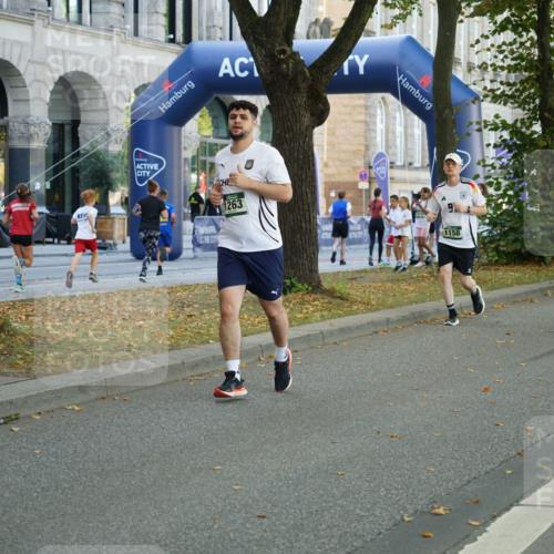 07.09.2025 - BARMER Alsterlauf Yannick Fuchs http://msf.ph/oto/8798585 07.09.2025 11:46:33 Laufen 1263, 1158, 1126, 1472, 1171 meine-sportfotos.de