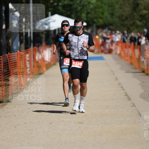 07.09.2025 - 19. Norderstedt Triathlon Michael Strokosch http://msf.ph/oto/8798593 07.09.2025 12:25:47 Laufen 824, 1378 meine-sportfotos.de