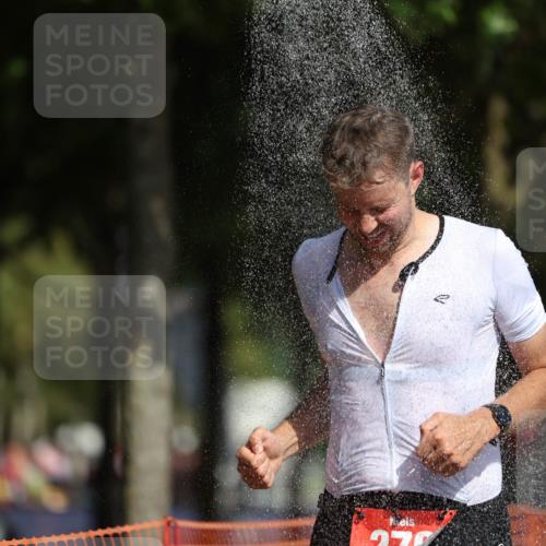 07.09.2025 - 19. Norderstedt Triathlon Michael Strokosch http://msf.ph/oto/8798624 07.09.2025 11:58:06 Laufen 276, 1219 meine-sportfotos.de