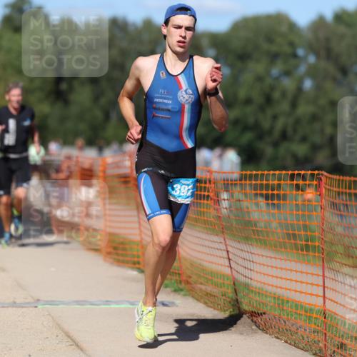 07.09.2025 - 19. Norderstedt Triathlon Michael Strokosch http://msf.ph/oto/8798649 07.09.2025 14:46:12 Laufen 392, 989, 991 meine-sportfotos.de