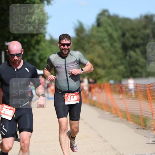 07.09.2025 - 19. Norderstedt Triathlon Michael Strokosch http://msf.ph/oto/8798672 07.09.2025 13:05:57 Laufen 288, 293, 1260, 1296 meine-sportfotos.de