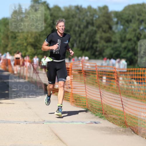 07.09.2025 - 19. Norderstedt Triathlon Michael Strokosch http://msf.ph/oto/8798677 07.09.2025 14:46:14 Laufen 392, 989 meine-sportfotos.de