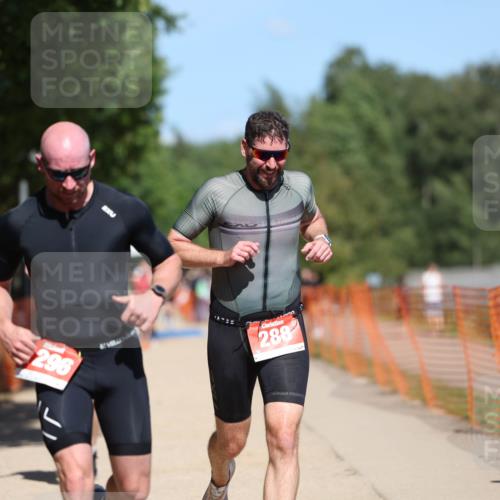 07.09.2025 - 19. Norderstedt Triathlon Michael Strokosch http://msf.ph/oto/8798678 07.09.2025 13:05:57 Laufen 288, 293, 1260, 1296 meine-sportfotos.de
