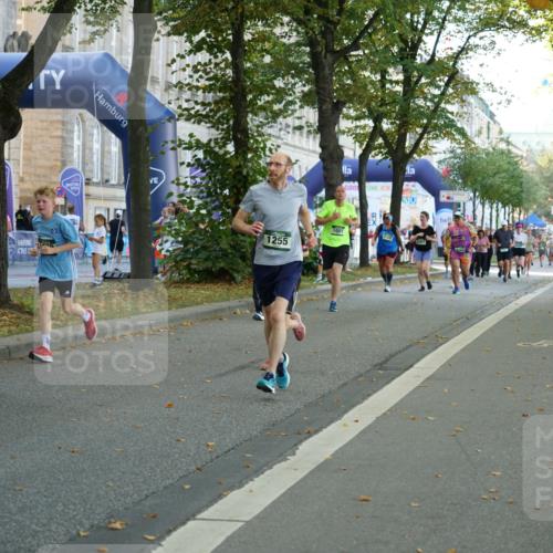 07.09.2025 - BARMER Alsterlauf Yannick Fuchs http://msf.ph/oto/8798732 07.09.2025 11:46:45 Laufen 1102, 1001, 1255 meine-sportfotos.de