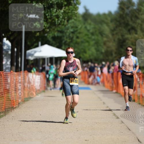07.09.2025 - 19. Norderstedt Triathlon Michael Strokosch http://msf.ph/oto/8798737 07.09.2025 11:58:21 Laufen 185, 1182, 1279 meine-sportfotos.de