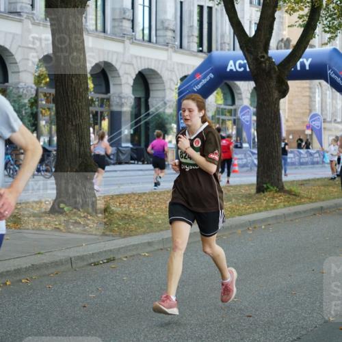 07.09.2025 - BARMER Alsterlauf Yannick Fuchs http://msf.ph/oto/8798785 07.09.2025 11:46:48 Laufen 1255, 824, 8324, 1001 meine-sportfotos.de