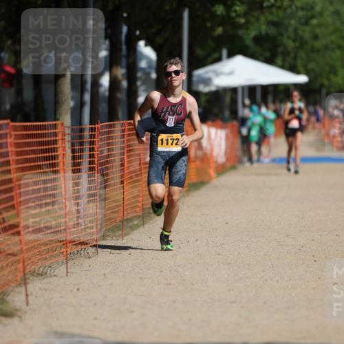 07.09.2025 - 19. Norderstedt Triathlon Michael Strokosch http://msf.ph/oto/8798805 07.09.2025 11:58:27 Laufen 185, 1172, 1182 meine-sportfotos.de