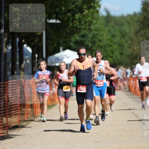07.09.2025 - 19. Norderstedt Triathlon Michael Strokosch http://msf.ph/oto/8798814 07.09.2025 12:28:26 Laufen 165, 1197, 1249, 1348, 1365 meine-sportfotos.de
