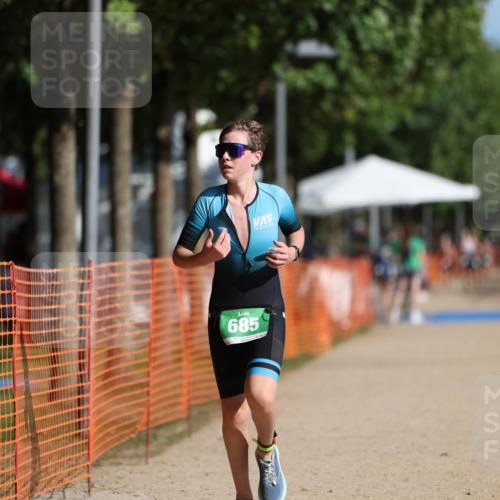 07.09.2025 - 19. Norderstedt Triathlon Michael Strokosch http://msf.ph/oto/8798832 07.09.2025 10:55:08 Laufen 685 meine-sportfotos.de