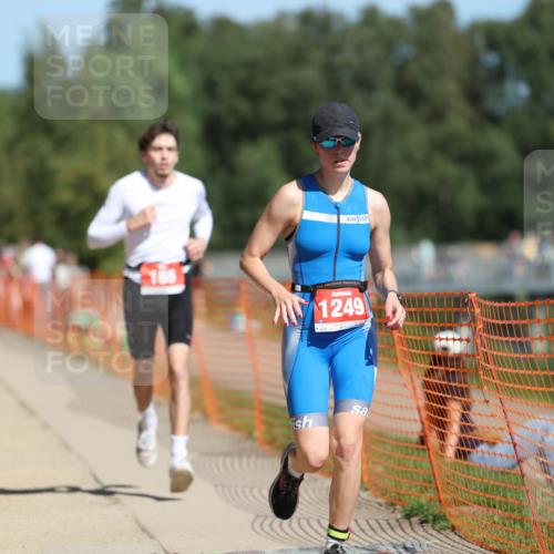 07.09.2025 - 19. Norderstedt Triathlon Michael Strokosch http://msf.ph/oto/8798873 07.09.2025 12:28:31 Laufen 165, 278, 1197, 1249, 1348, 1365 meine-sportfotos.de