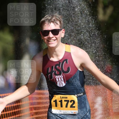 07.09.2025 - 19. Norderstedt Triathlon Michael Strokosch http://msf.ph/oto/8798906 07.09.2025 11:58:31 Laufen 185, 1172 meine-sportfotos.de