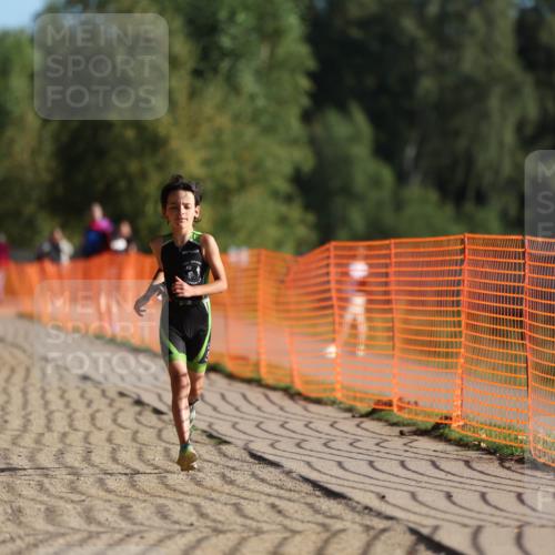 07.09.2025 - 19. Norderstedt Triathlon Michael Strokosch http://msf.ph/oto/8798965 07.09.2025 09:11:57 Laufen 44 meine-sportfotos.de