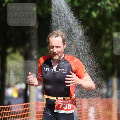 07.09.2025 - 19. Norderstedt Triathlon Michael Strokosch http://msf.ph/oto/8798969 07.09.2025 12:28:41 Laufen 736 meine-sportfotos.de