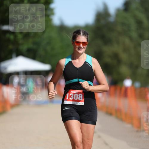 07.09.2025 - 19. Norderstedt Triathlon Michael Strokosch http://msf.ph/oto/8799001 07.09.2025 11:58:43 Laufen 1308 meine-sportfotos.de