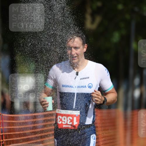 07.09.2025 - 19. Norderstedt Triathlon Michael Strokosch http://msf.ph/oto/8799070 07.09.2025 11:59:01 Laufen 1363 meine-sportfotos.de