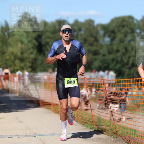 07.09.2025 - 19. Norderstedt Triathlon Michael Strokosch http://msf.ph/oto/8799098 07.09.2025 14:47:11 Laufen 980 meine-sportfotos.de