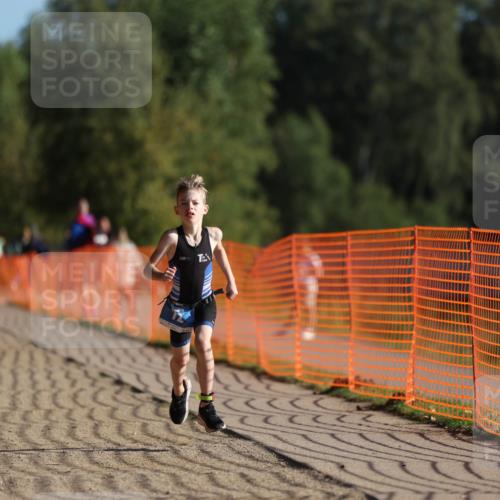 07.09.2025 - 19. Norderstedt Triathlon Michael Strokosch http://msf.ph/oto/8799102 07.09.2025 09:12:12 Laufen 12 meine-sportfotos.de