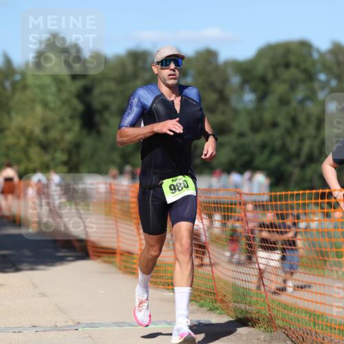07.09.2025 - 19. Norderstedt Triathlon Michael Strokosch http://msf.ph/oto/8799105 07.09.2025 14:47:11 Laufen 980 meine-sportfotos.de