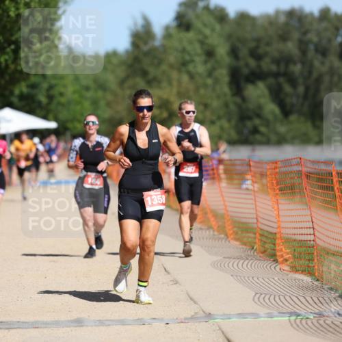 07.09.2025 - 19. Norderstedt Triathlon Michael Strokosch http://msf.ph/oto/8799113 07.09.2025 12:28:57 Laufen 155, 184, 267, 823, 1358 meine-sportfotos.de