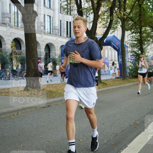 07.09.2025 - BARMER Alsterlauf Yannick Fuchs http://msf.ph/oto/8799199 07.09.2025 11:47:17 Laufen 1445, 1180 meine-sportfotos.de