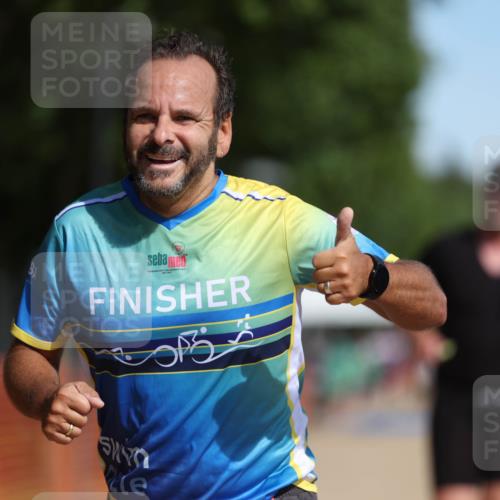 07.09.2025 - 19. Norderstedt Triathlon Michael Strokosch http://msf.ph/oto/8799217 07.09.2025 11:59:14 Laufen 229, 281, 760 meine-sportfotos.de