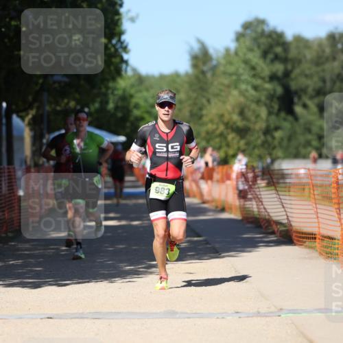 07.09.2025 - 19. Norderstedt Triathlon Michael Strokosch http://msf.ph/oto/8799226 07.09.2025 14:47:33 Laufen 962, 983, 1004 meine-sportfotos.de