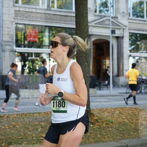 07.09.2025 - BARMER Alsterlauf Yannick Fuchs http://msf.ph/oto/8799229 07.09.2025 11:47:20 Laufen 1180 meine-sportfotos.de