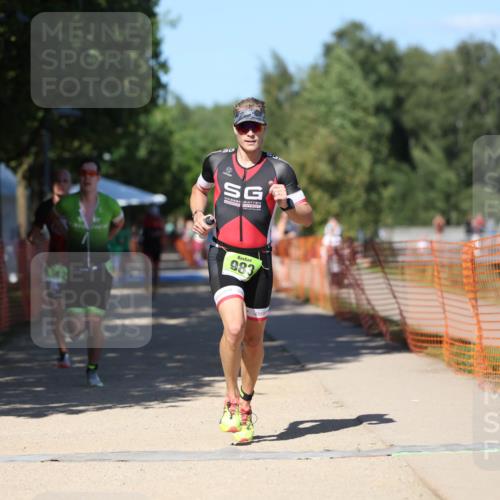 07.09.2025 - 19. Norderstedt Triathlon Michael Strokosch http://msf.ph/oto/8799237 07.09.2025 14:47:34 Laufen 962, 983, 1004 meine-sportfotos.de